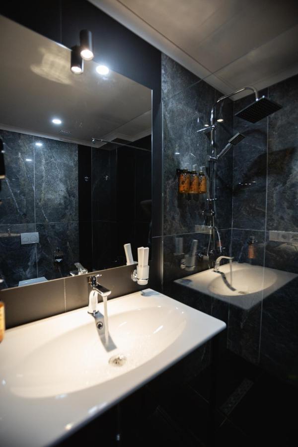 West Inn Georgia Kutaisi Ngoại thất bức ảnh